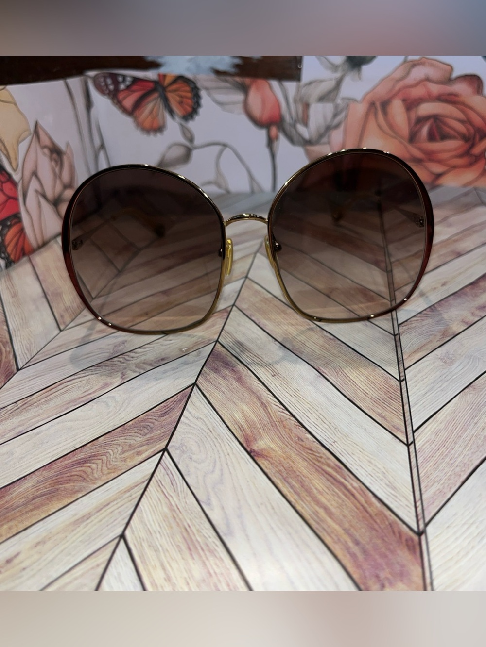Chloe oversized brown/gold Sunglasses Gradient lenses Authentic excellent cond